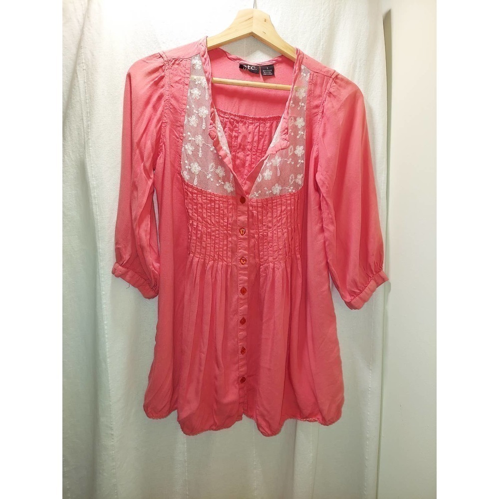 Etc Lace Front Salmon 3/4 Sleeve Blouse, Small, 100% Viscose